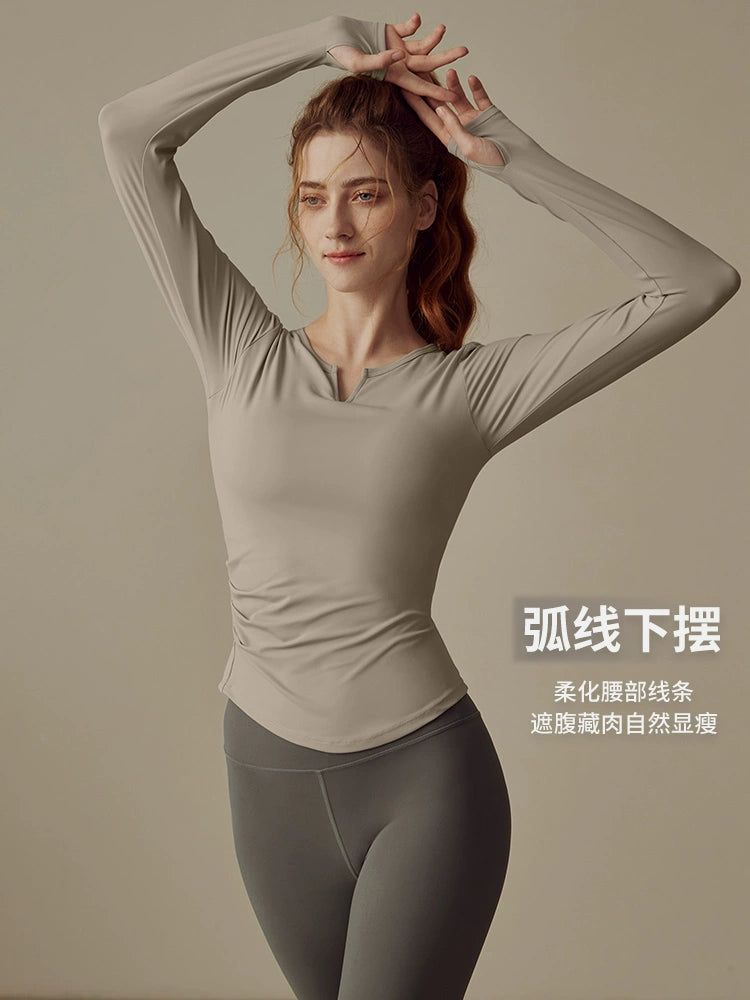 Women's Autumn and Winter Long Sleeves Pilates Yoga Suit with Chest Pad